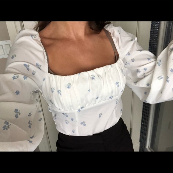 Princess Polly Laura body suit. Sold out - Picture 4 of 4